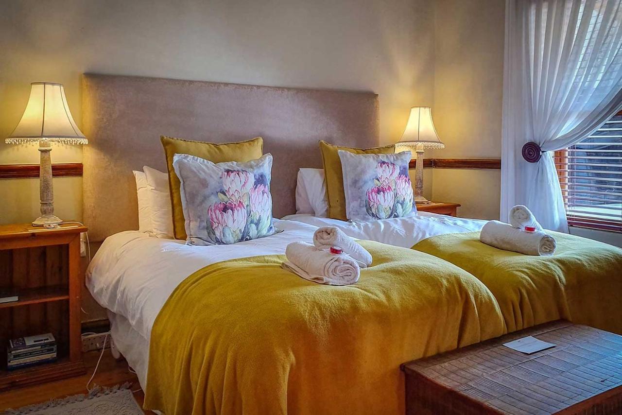 Berluda Farmhouse And Cottages Oudtshoorn Bagian luar foto