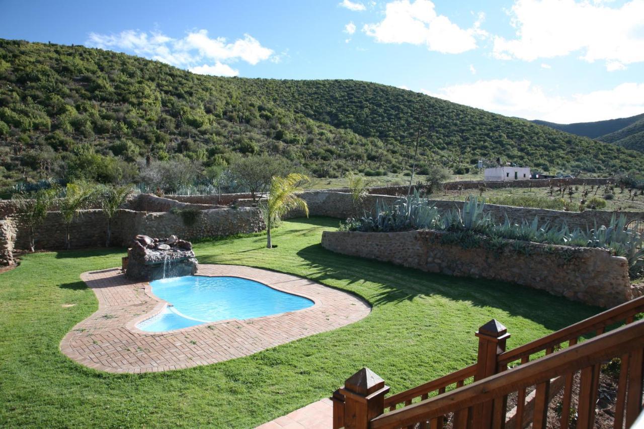 Berluda Farmhouse And Cottages Oudtshoorn Bagian luar foto