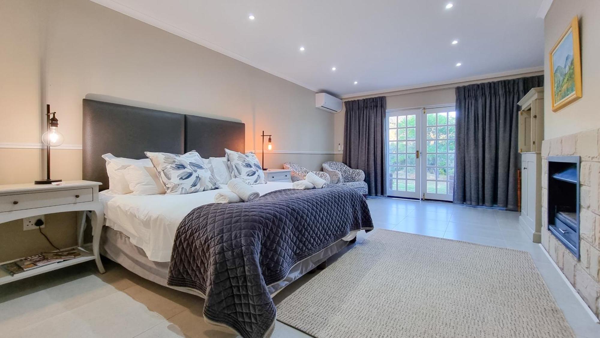 Berluda Farmhouse And Cottages Oudtshoorn Bagian luar foto