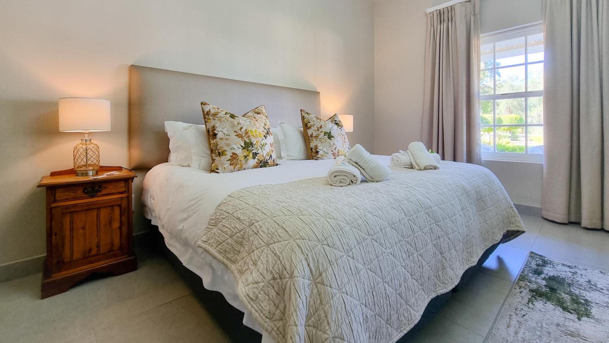 Berluda Farmhouse And Cottages Oudtshoorn Bagian luar foto
