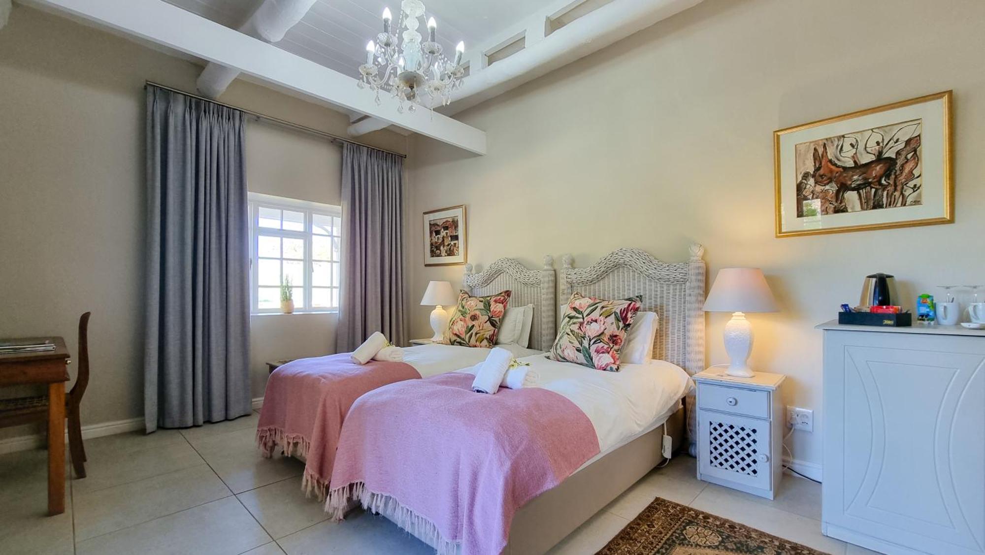 Berluda Farmhouse And Cottages Oudtshoorn Bagian luar foto